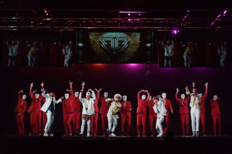 K-Pop Hologram  (1/7)