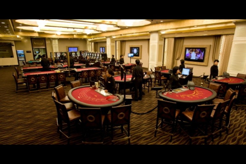 T.H.E. Hotel &amp; Vegas Casino  (7/12)