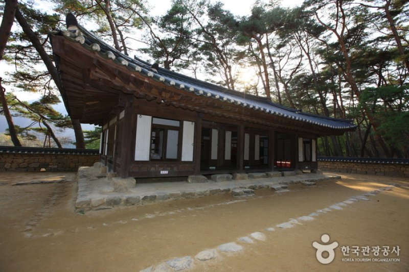 Yeongwol Cheongnyeongpo Cape  (22/46)