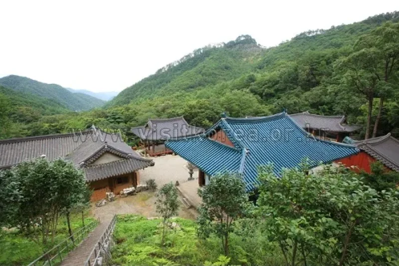 Cheoneunsa Temple(Samcheok) (천은사(삼척))