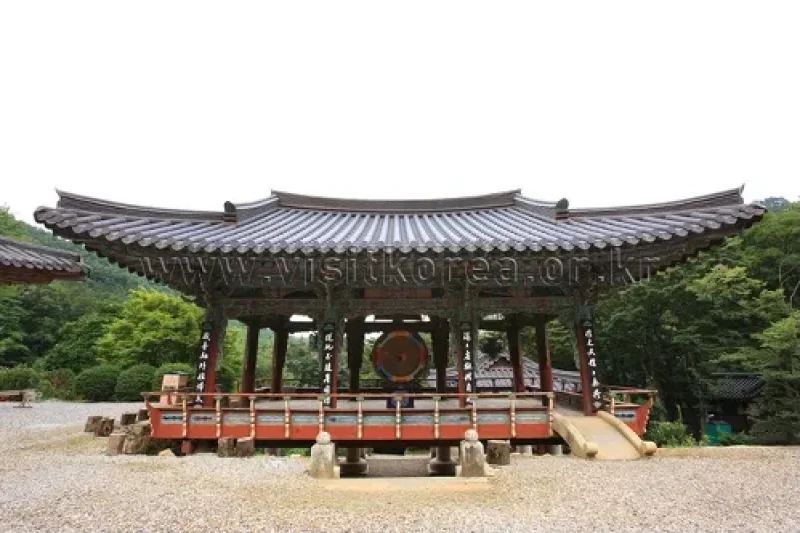 Cheoneunsa Temple(Samcheok) (천은사(삼척))