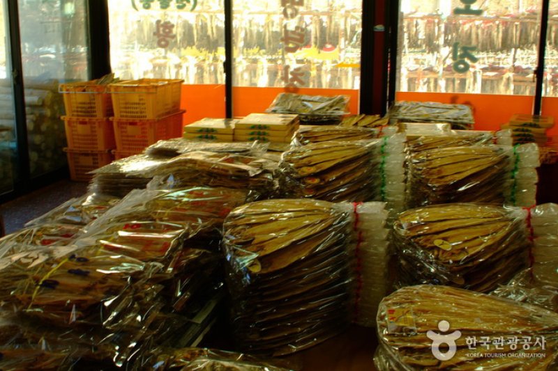 Inje Hwangtae Village (인제 황태마을) (11/12)