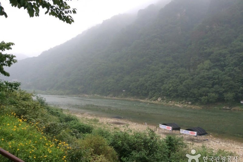 Hongcheongang River  (3/4)