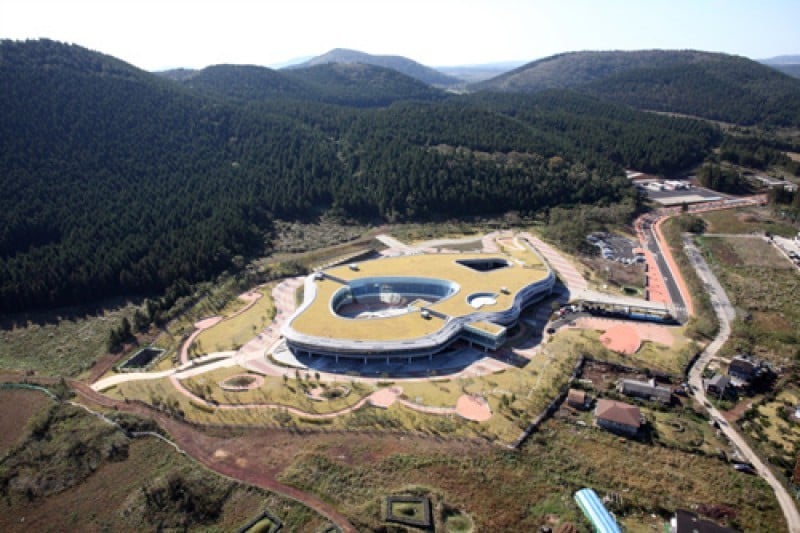 Jeju World Natural Heritage Center  (12/12)