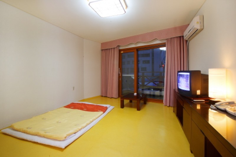 Ocean Grand Hotel Jeju  (2/8)