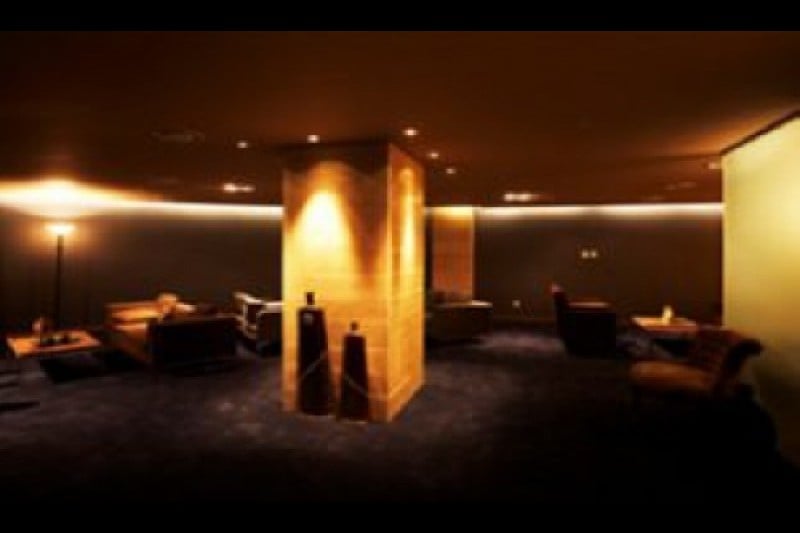 Q Spa &amp; Clinic  (8/8)