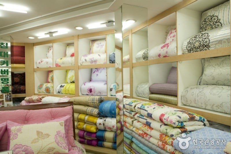 Cheongja Imported Goods Shopping Center  (3/16)