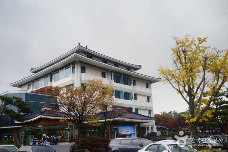 Cheoksan Oncheon Jigu (Cheoksan Spa World) (9/15)
