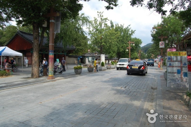 Gyeonggijeon Shrine  (10/25)