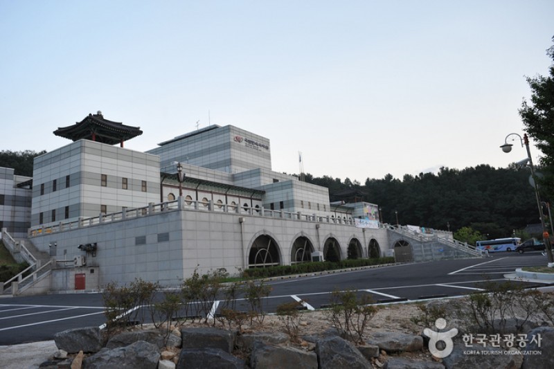 Namwon National Gugak Center  (2/3)