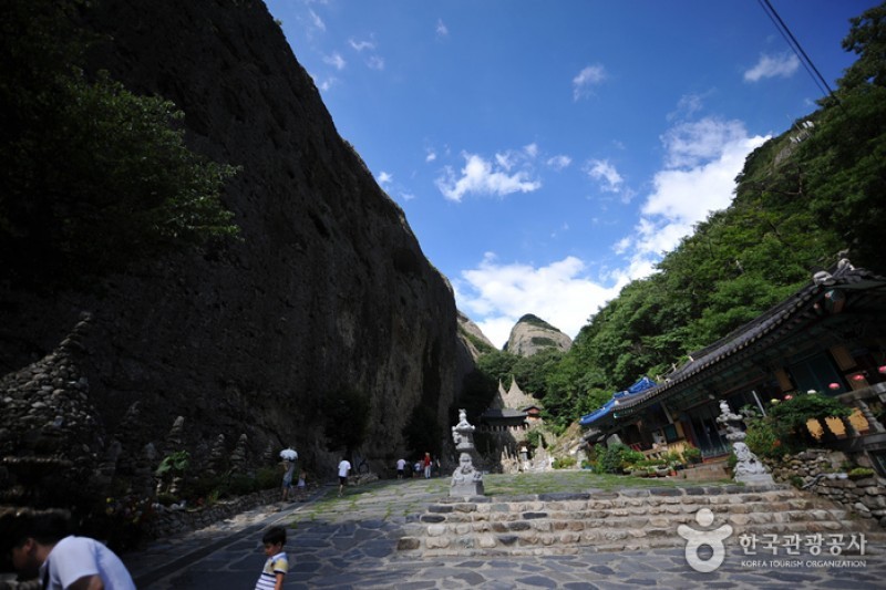 Tapsa Temple  (5/10)
