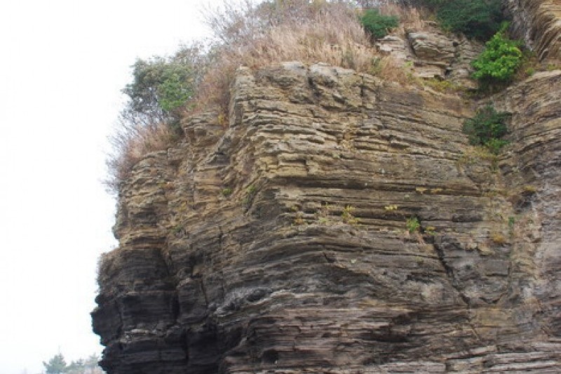 Chaeseokgang Cliffs  (9/10)