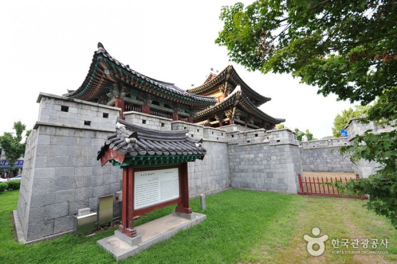 Pungnammun Gate  (2/4)