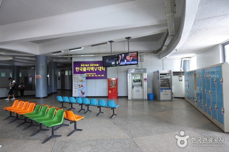 Jeonju Express Bus Terminal  (2/8)