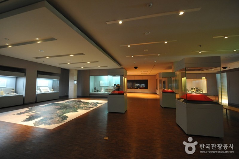 Jeonju National Museum  (3/18)