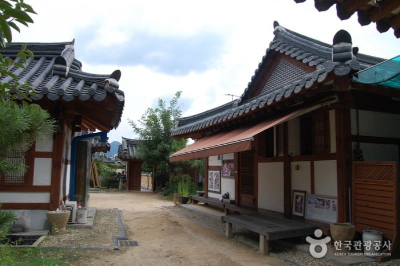 Jeonju Korean Traditional Wine Museum  (5/11)