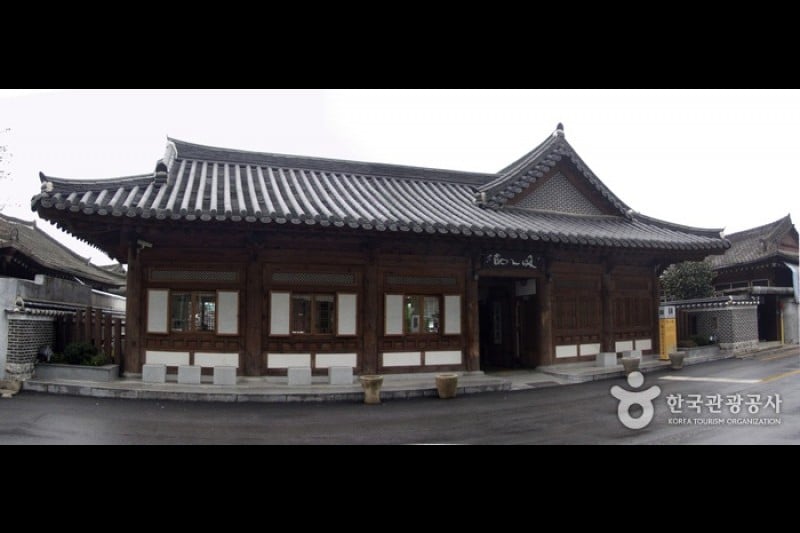 Jeonju Korean Traditional Wine Museum  (9/11)