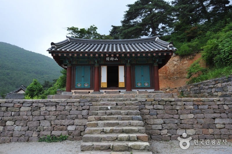 Gaeamsa Temple  (3/16)