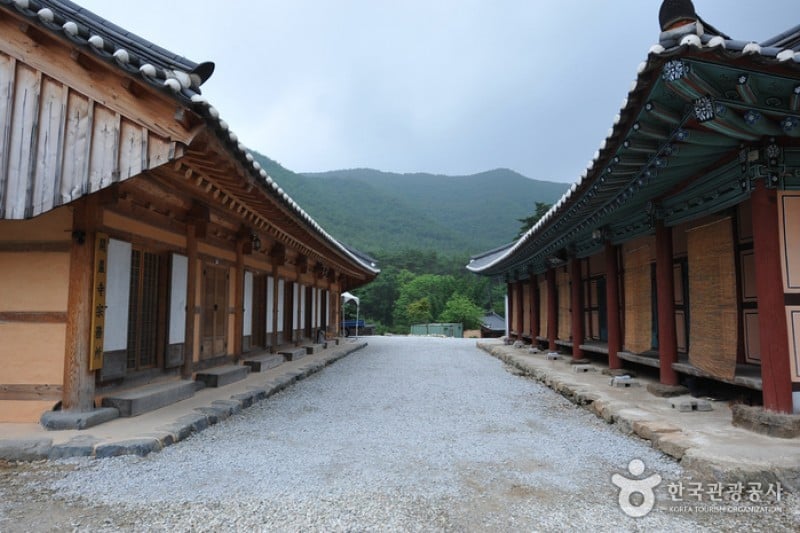 Gaeamsa Temple  (4/16)