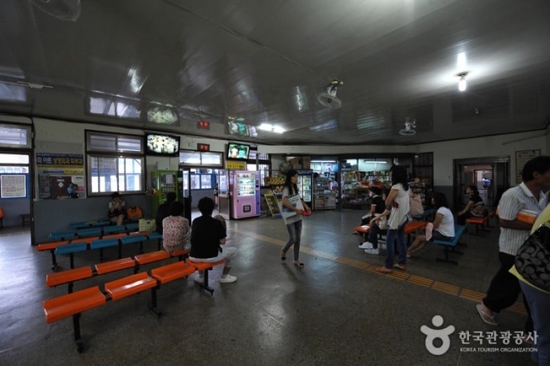Jeongeup Bus Terminal  (1/4)