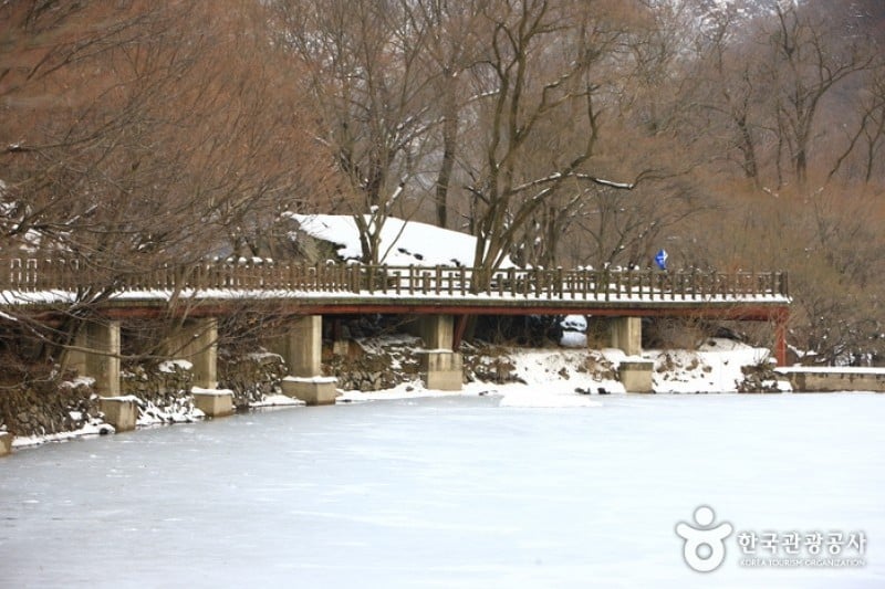 Uhwajeong Pavilion 