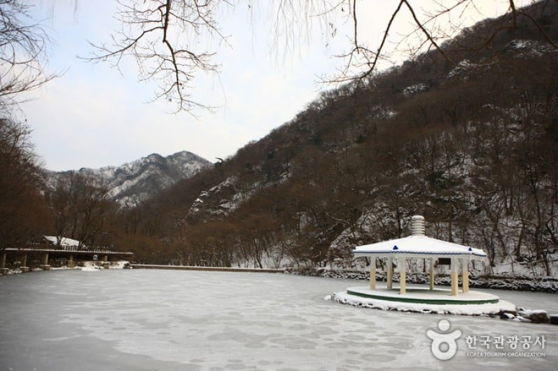 Uhwajeong Pavilion 