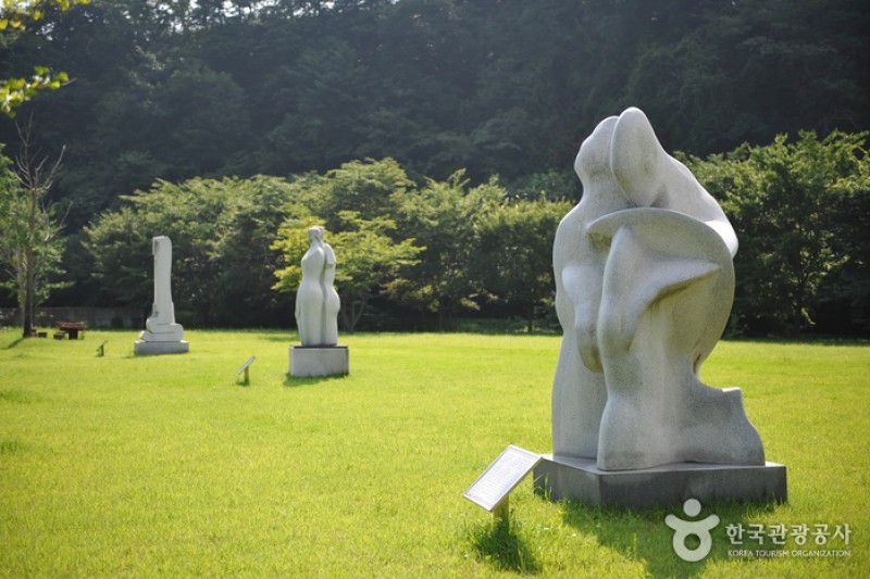 Saseondae Tourist Resort &amp; Sculpture Park  (9/14)