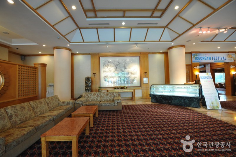Hotel Lewin  (3/8)