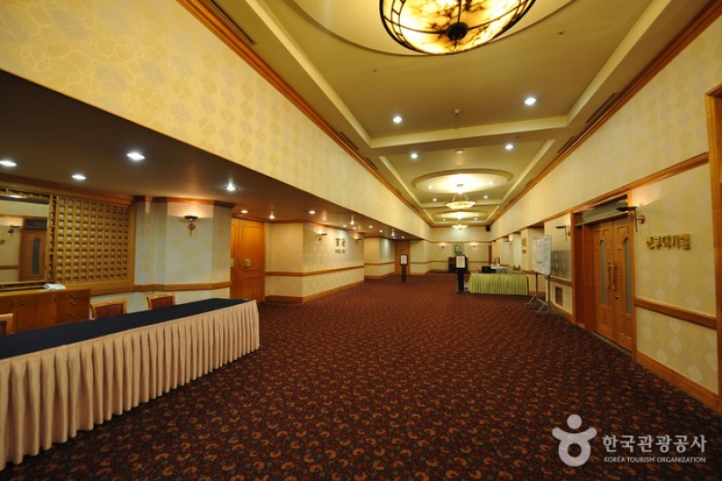 Hotel Lewin  (4/8)