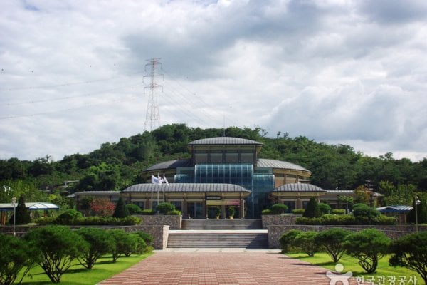 Donghak Peasants Revolution Memorial Hall