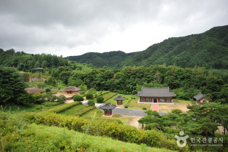 Birthplace of Nongae  (7/16)