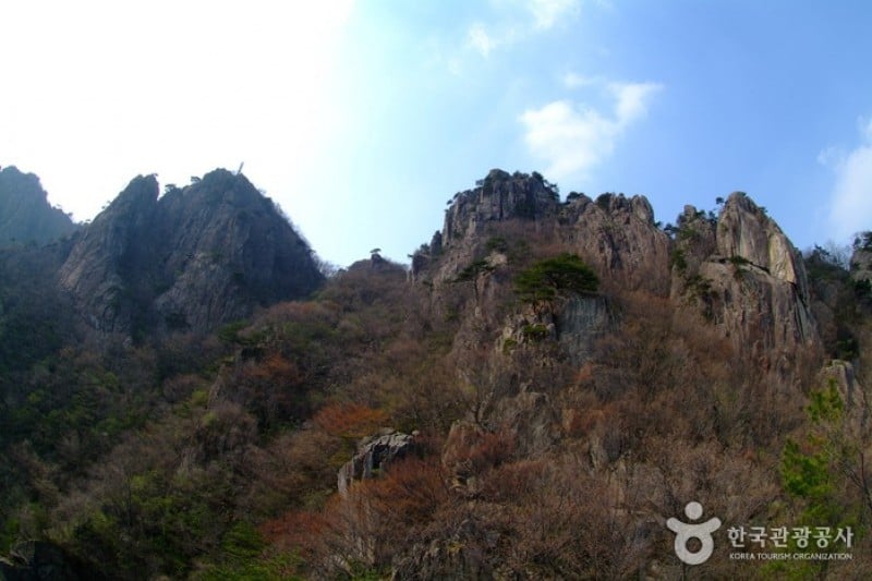 Daedunsan Provincial Park  (1/13)