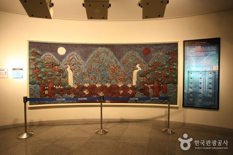 Iksan Jewelry Museum  (18/42)