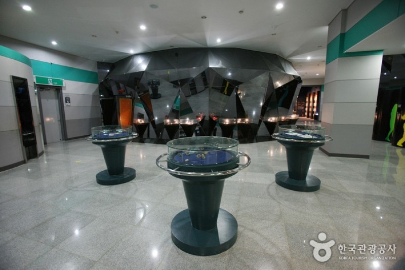 Iksan Jewelry Museum  (37/42)