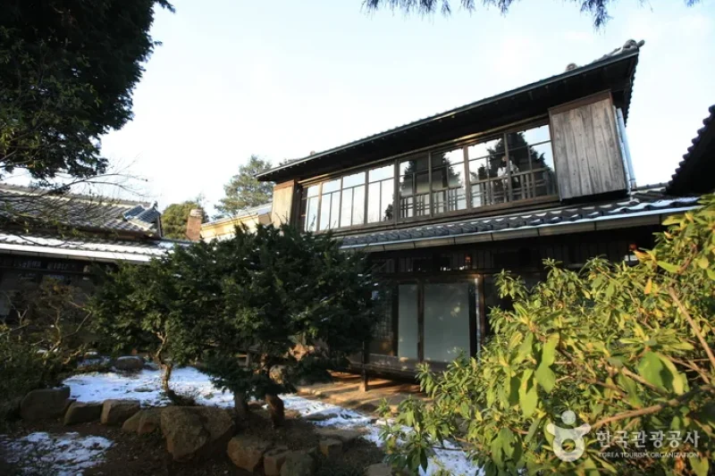 Gunsan Japanese-style House of Sinheung-dong  (5/26)