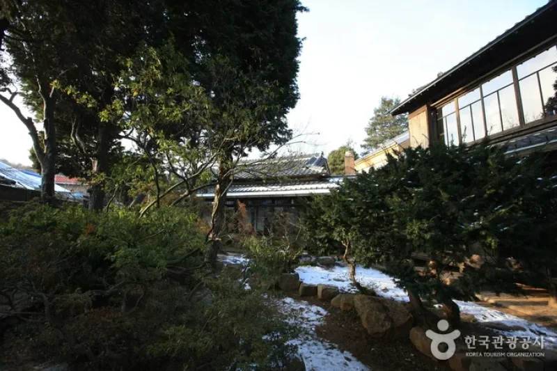 Gunsan Japanese-style House of Sinheung-dong  (6/26)