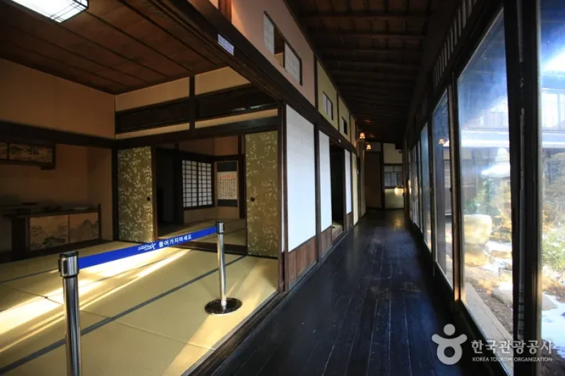 Gunsan Japanese-style House of Sinheung-dong  (16/26)