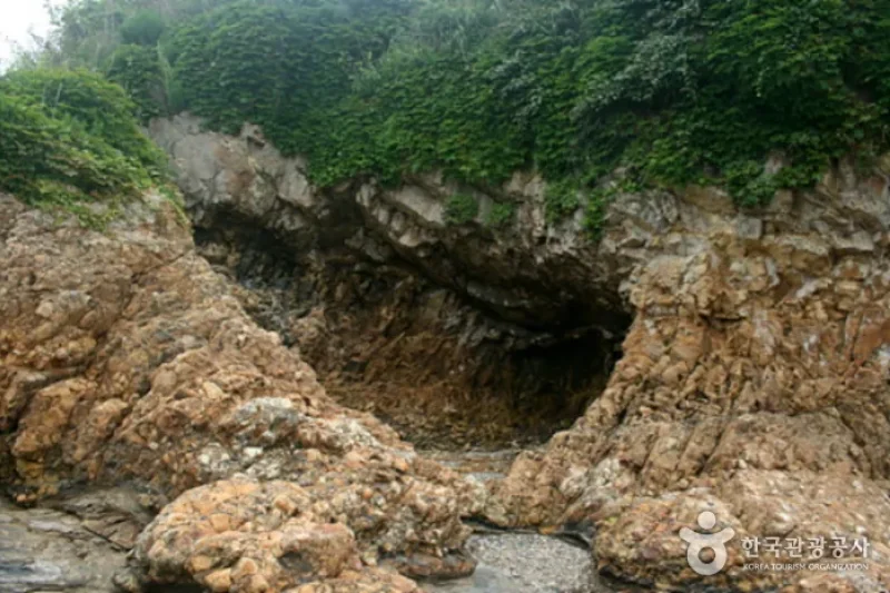 Buan Jeokbyeokgang Cliffs  (3/17)