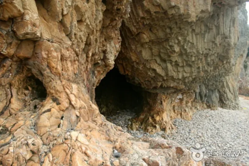 Buan Jeokbyeokgang Cliffs  (5/17)