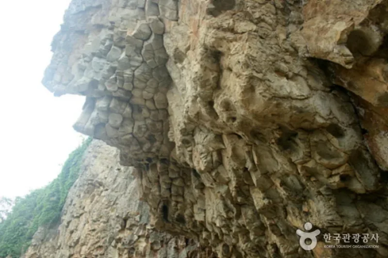 Buan Jeokbyeokgang Cliffs  (7/17)