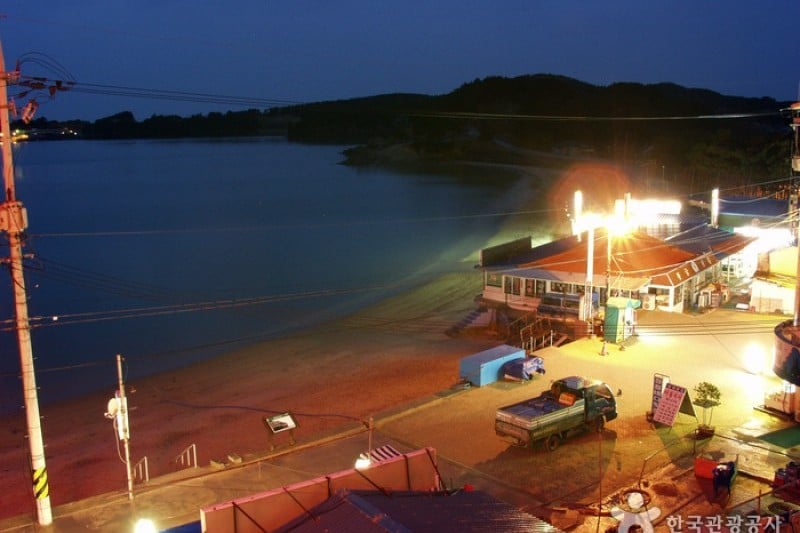 Gyeokpo Beach  (3/23)