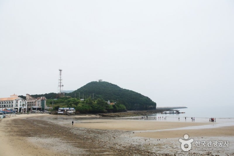 Gyeokpo Beach  (12/23)