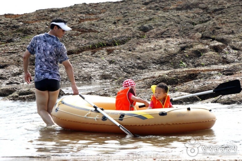 Gyeokpo Beach  (18/23)