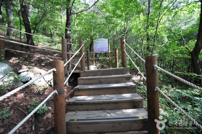 Taekwondowon Observatory  (3/9)