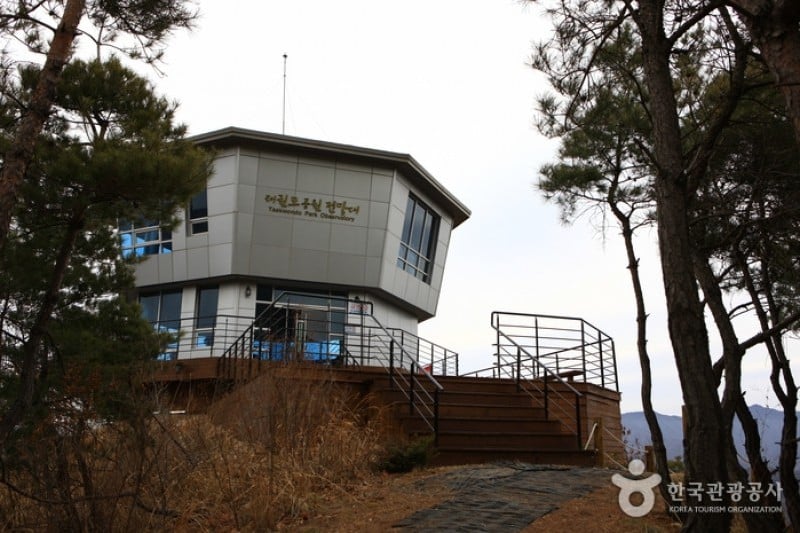 Taekwondowon Observatory  (8/9)