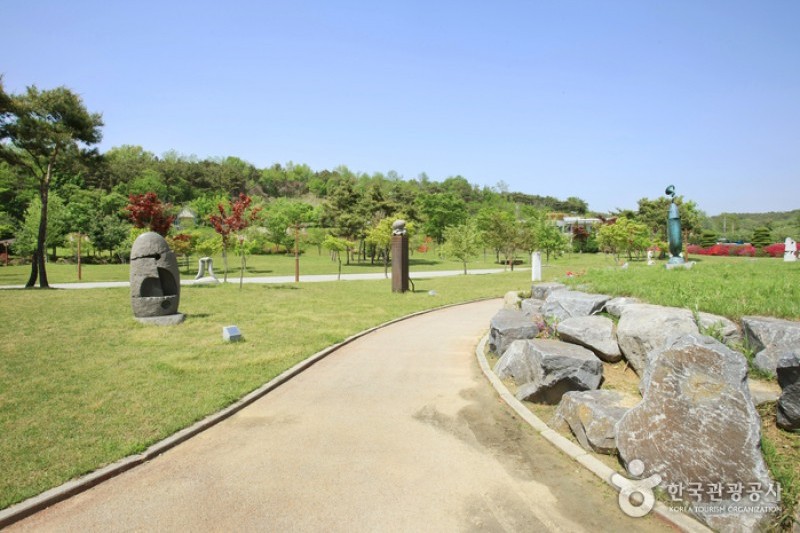 Seodong Park 