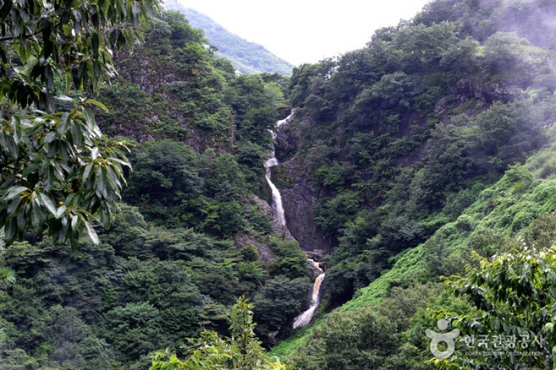 Wibong Falls  (3/9)