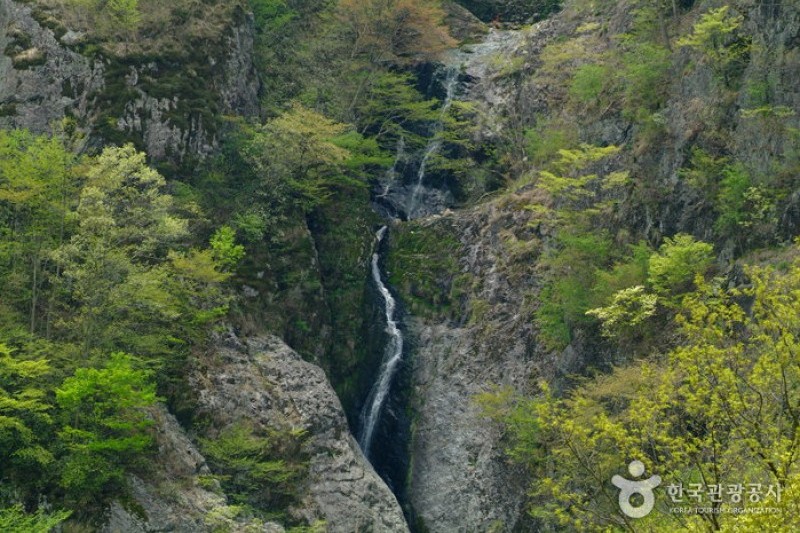 Wibong Falls  (9/9)