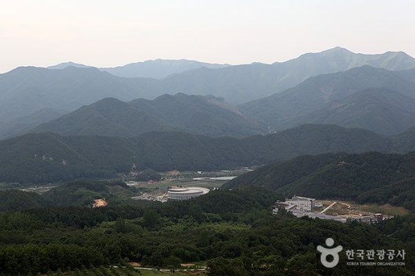 Muju Gucheong-dong Special Tourist Zone