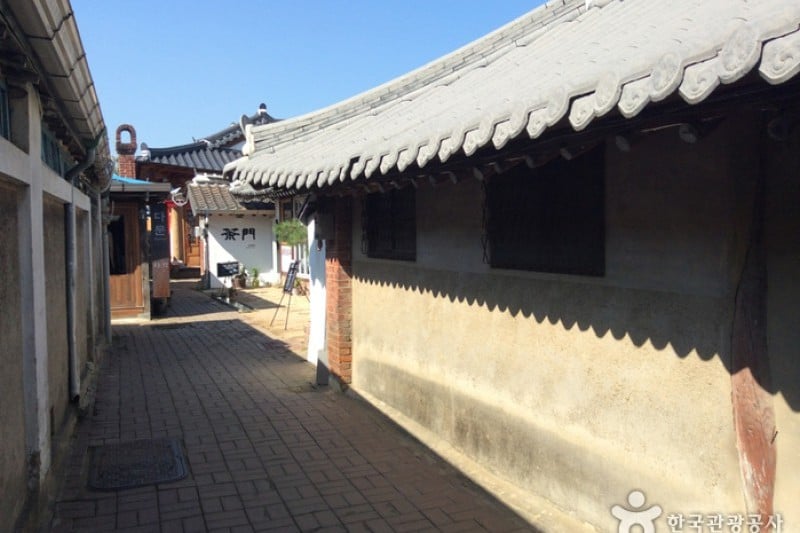 Damun  (1/4)